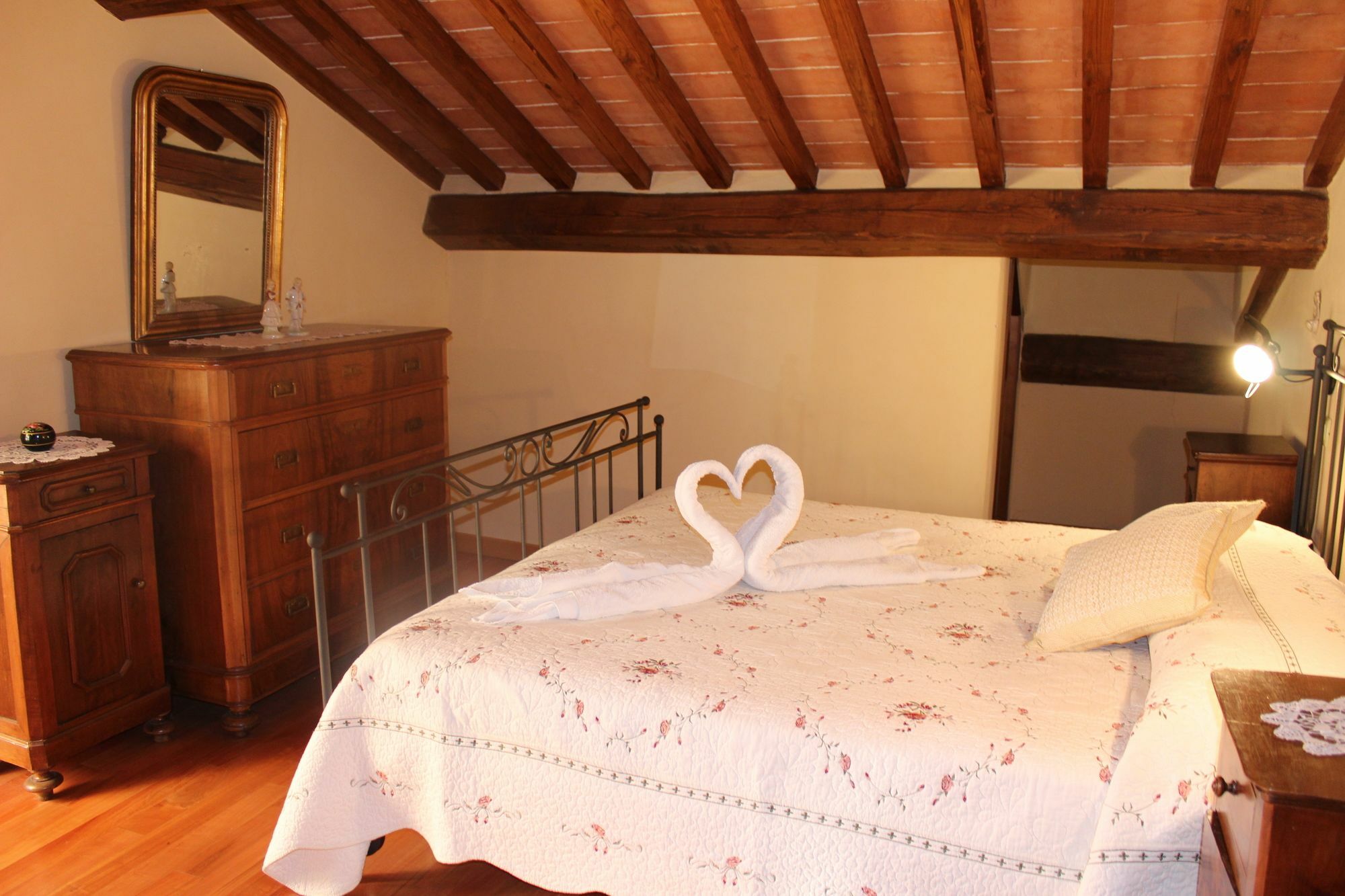 Aparthotel Casa Ambra Cortona Exterior foto